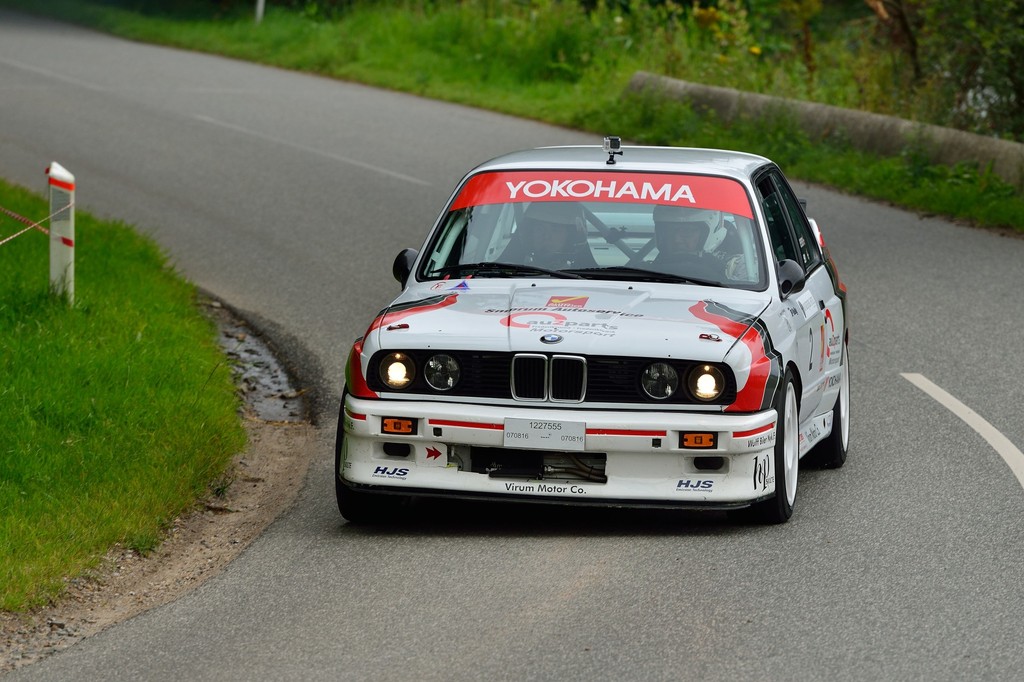 I feltets nyeste bil, en BMW M3 fra 1990, blev Johnny Petersen fra Slangerup nr. 2.
(Foto: Michael Eisenberg)